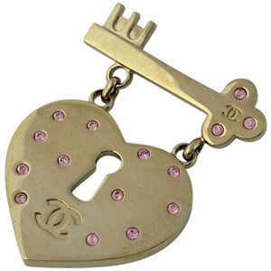 CHANEL Gold Heart Brooch